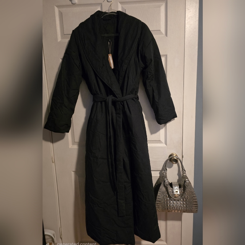 See VIDEO SKIMS Duvet Robe Black Onyx NWT And Bag! Fits Up To Size Large - Picture 3 of 10